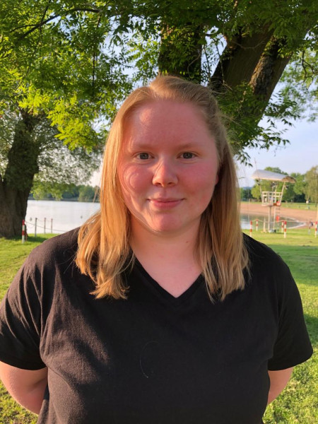 Beisitzerin: Beverly Campbell